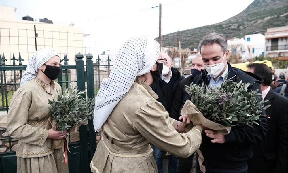 Μητσοτάκης: "Εμβολιασμοί για όλους στα ακριτικά μας νησιά"